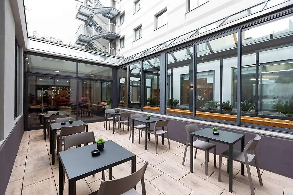 City Life Hotel Poliziano, By R Collection Hotels Milan